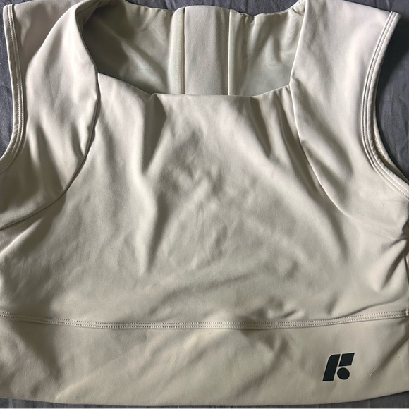 Forme Power Bra - Picture 1 of 3